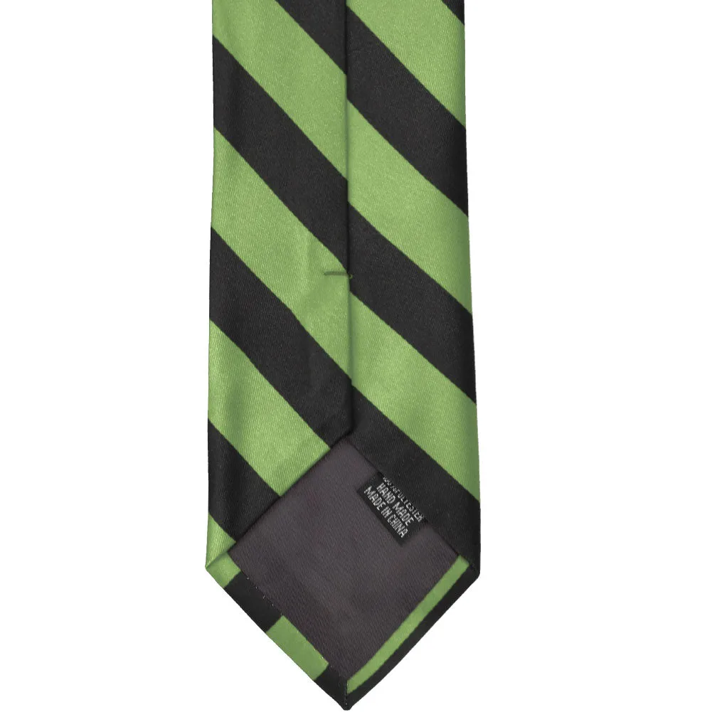 Bridal Clover and Black Striped Tie