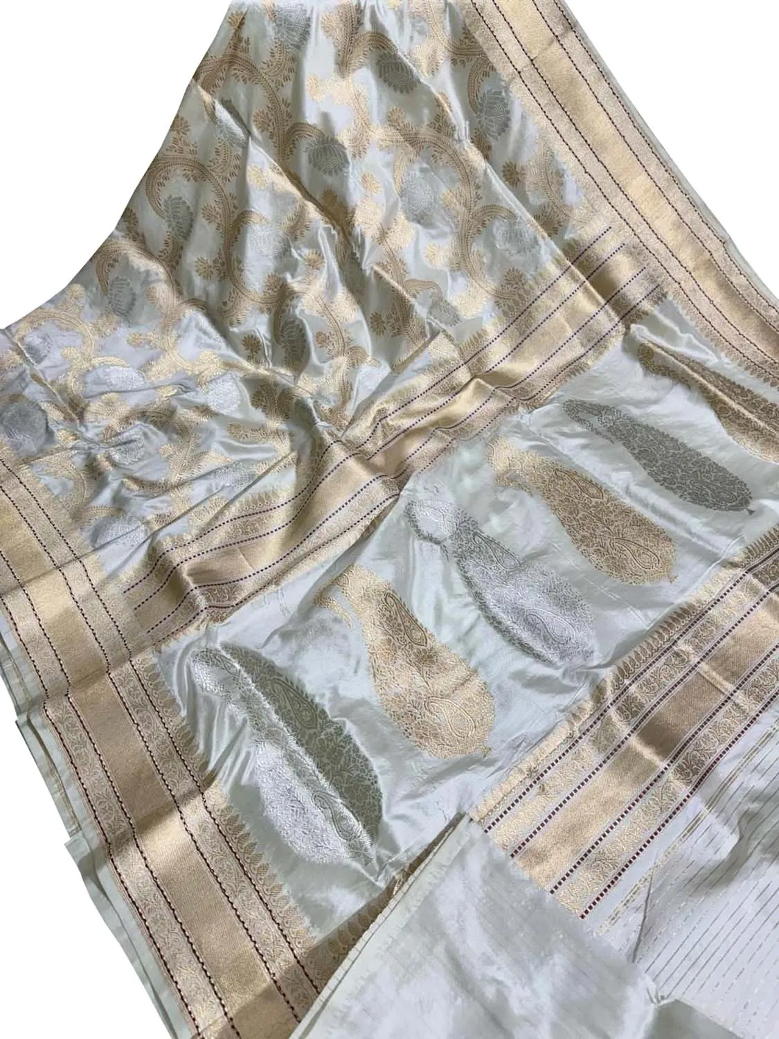 Elegant Grey Banarasi Silk Saree - Handloom Pure Katan
