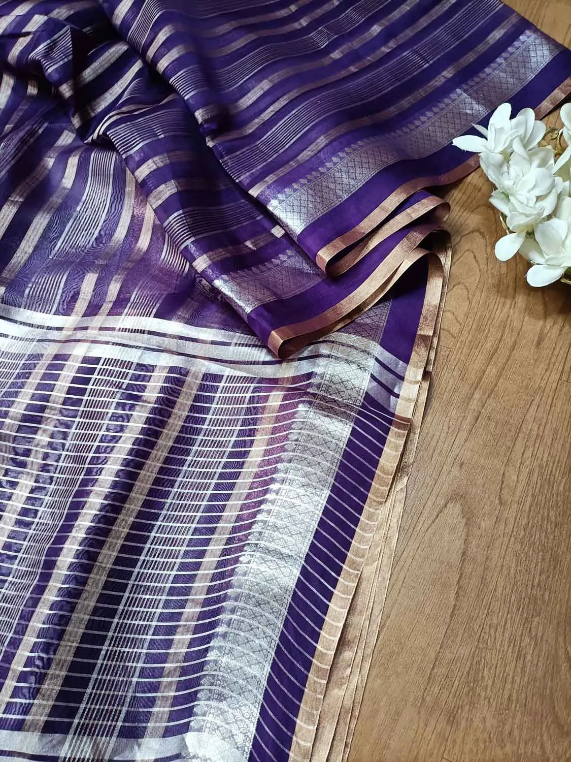 Exquisite Purple Banarasi Organza Saree