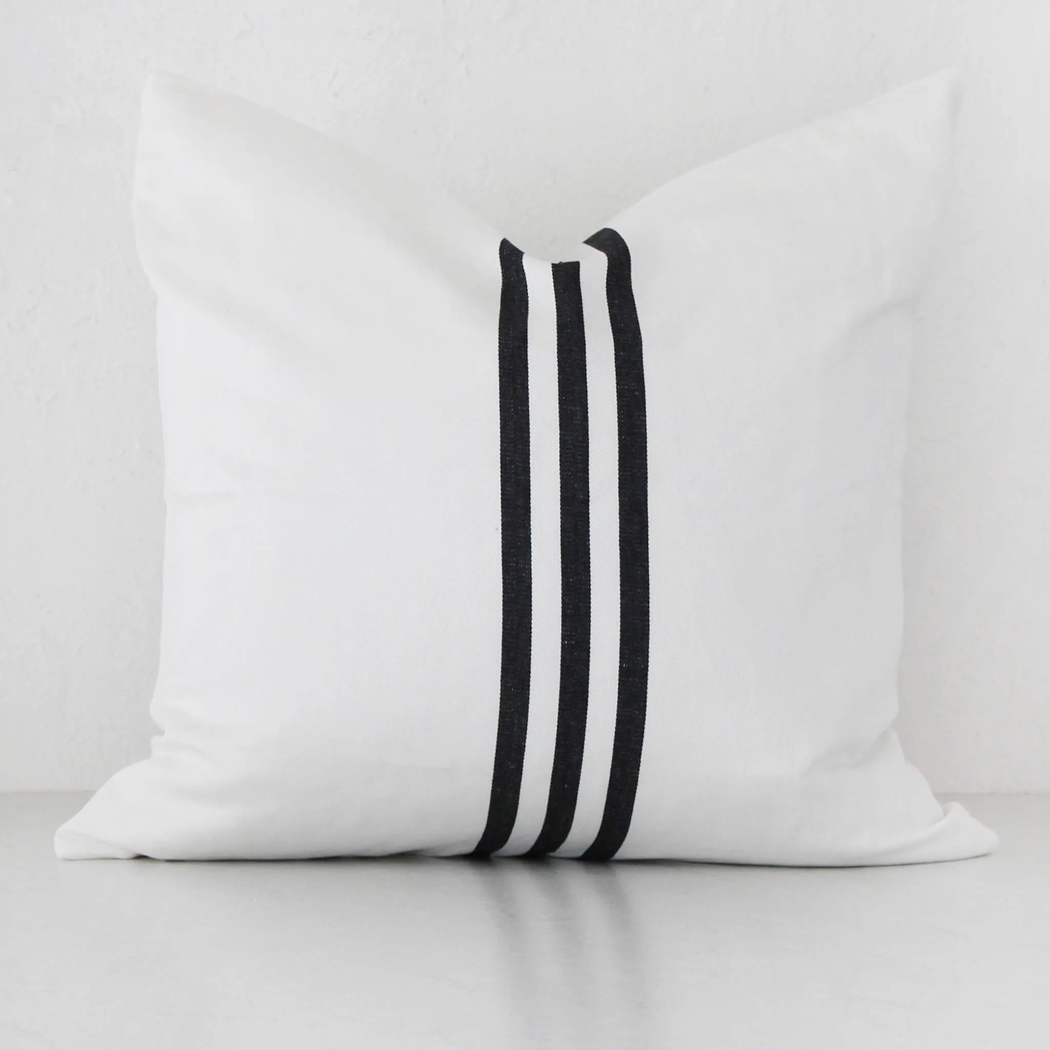 KUTA HERRINGBONE CUSHION BUNDLE  | 55X55CM  |  WHITE BASE   BLACK STRIPE