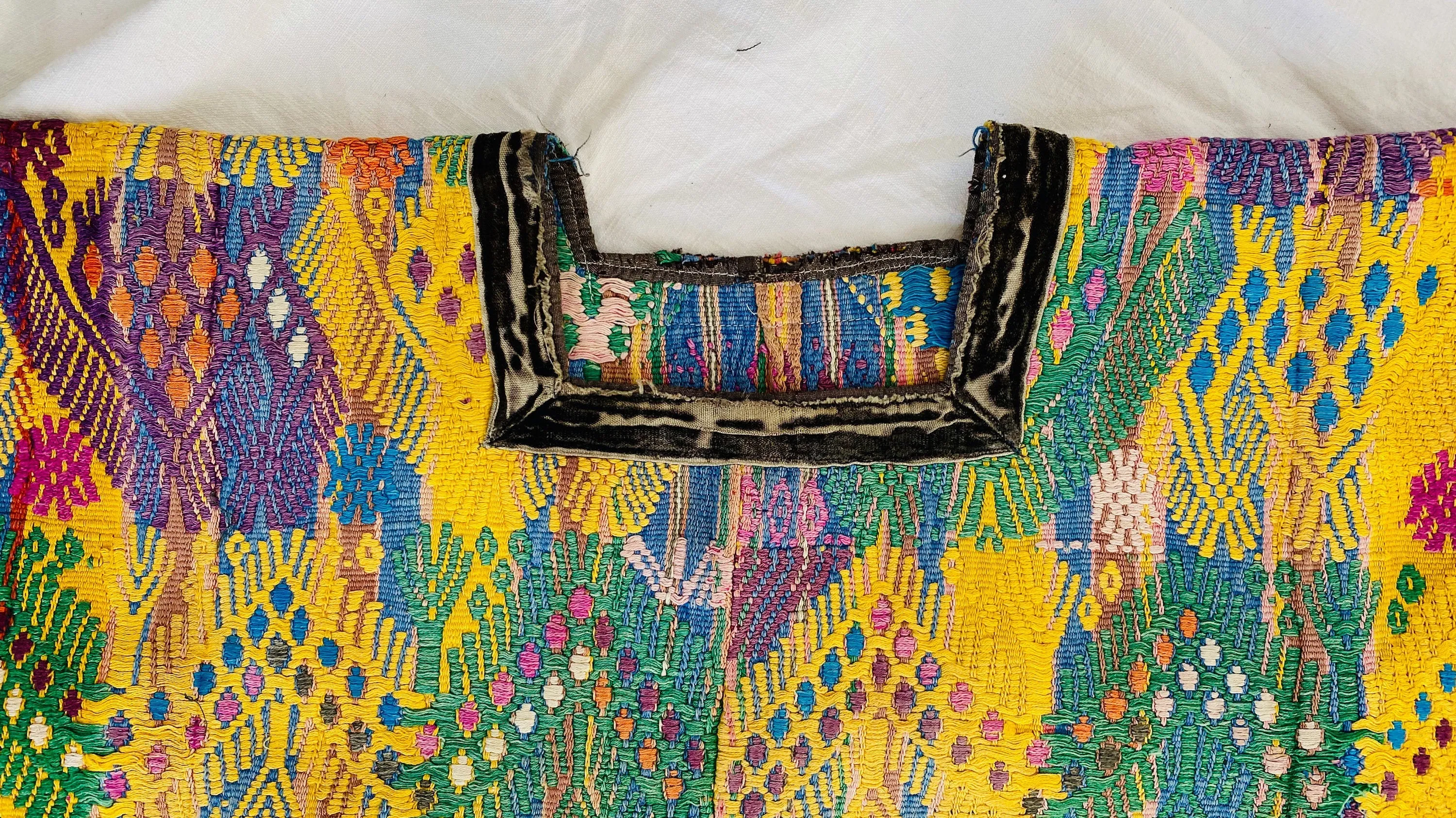 Vintage Guatemalan Huipil. San Juan Sacatepequez. Hand-woven